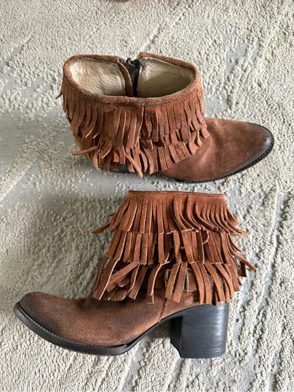 Freebird Suede leather suede brown Fringe Ankle Boots block heel 8